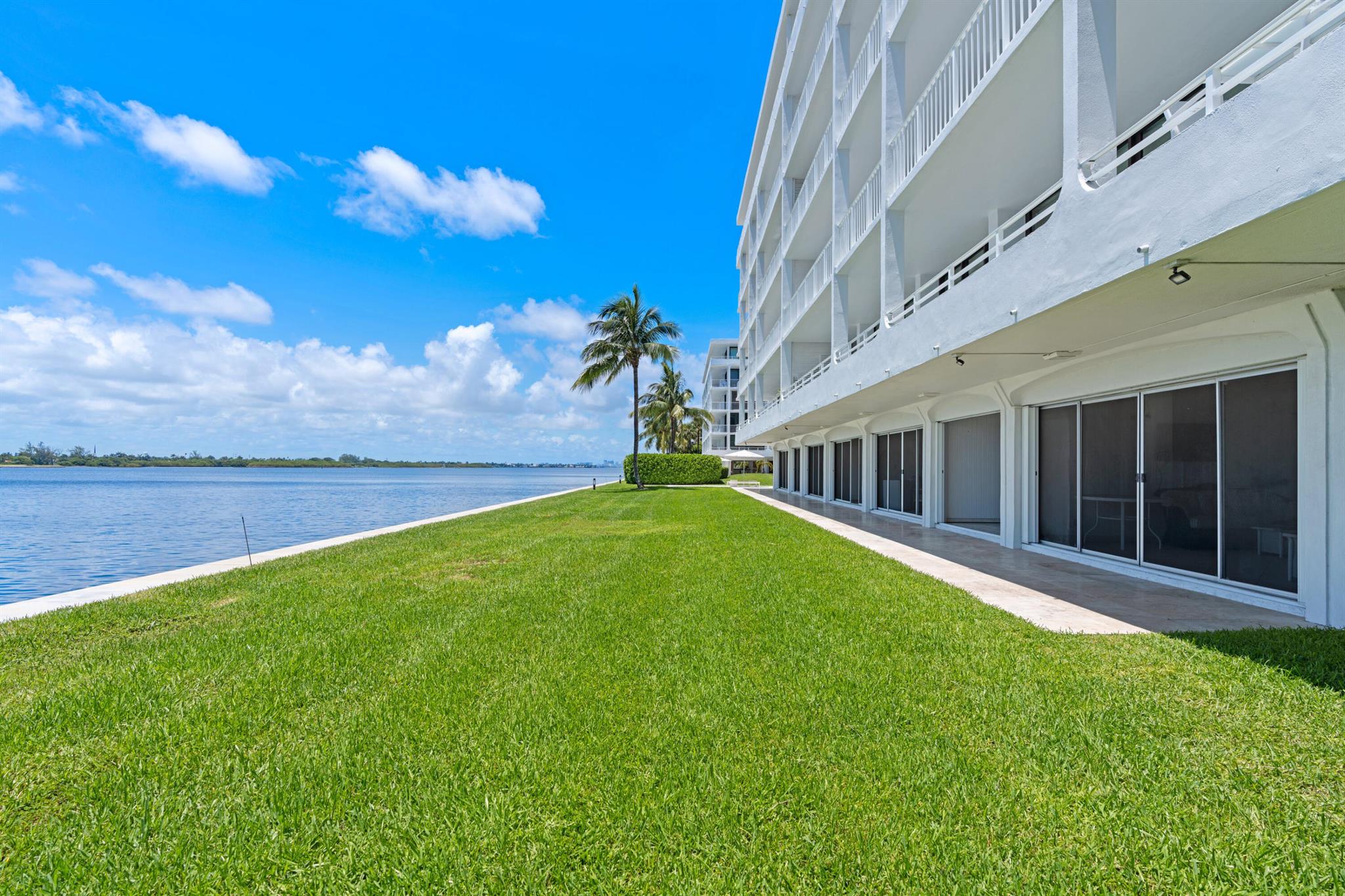 COVE CONDO - Residential