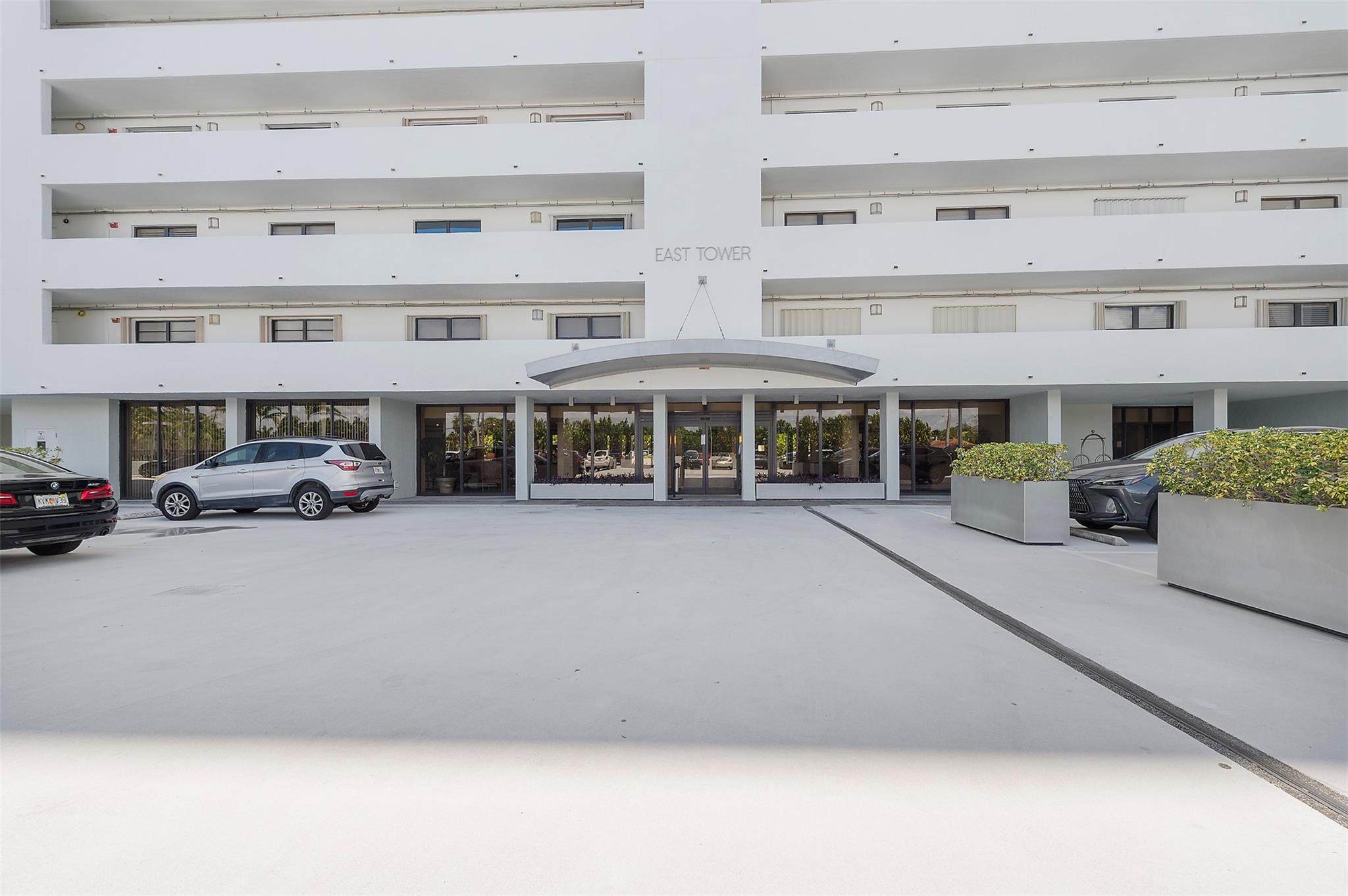 The Shore Club - Residential