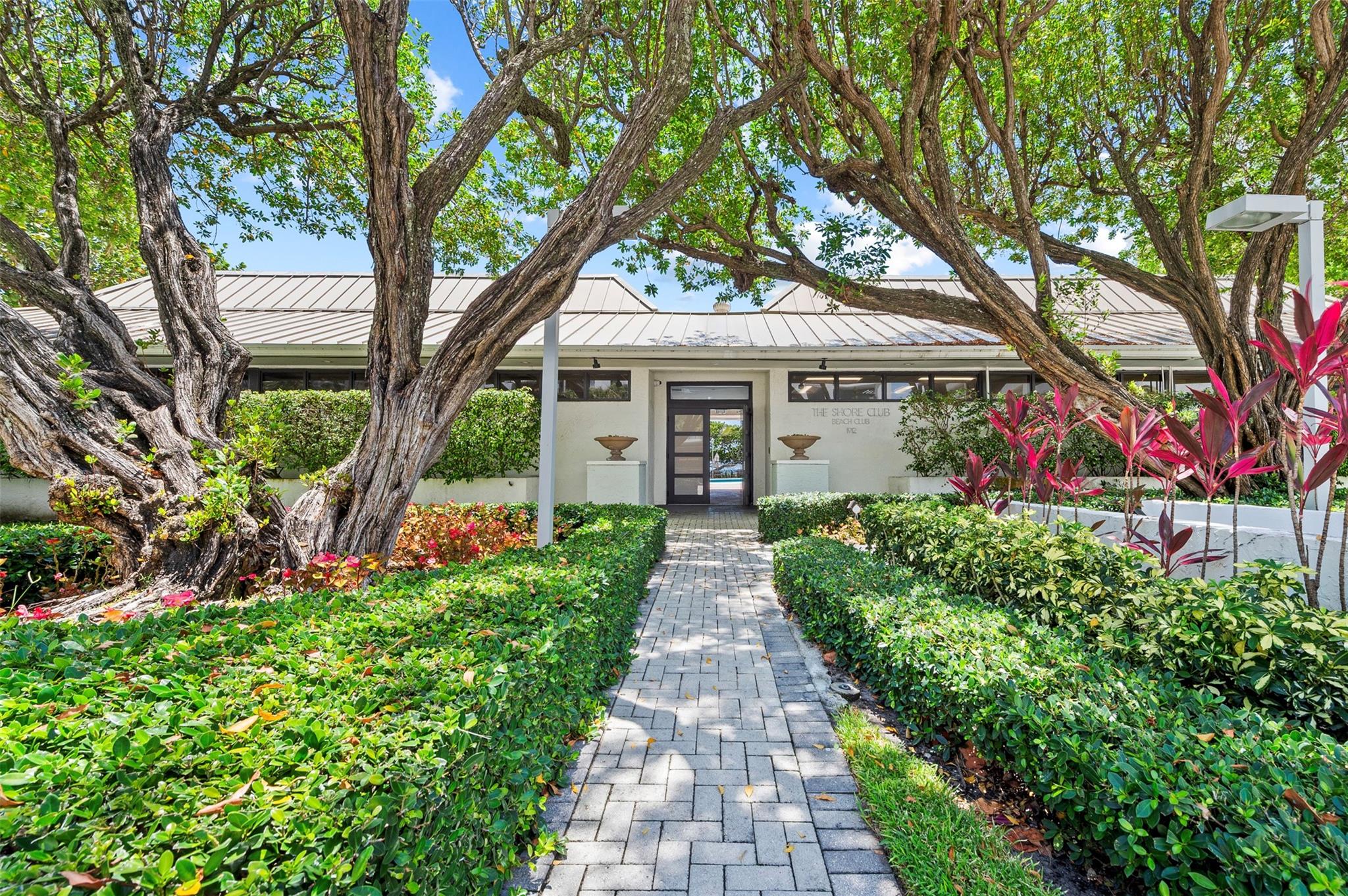 The Shore Club - Residential