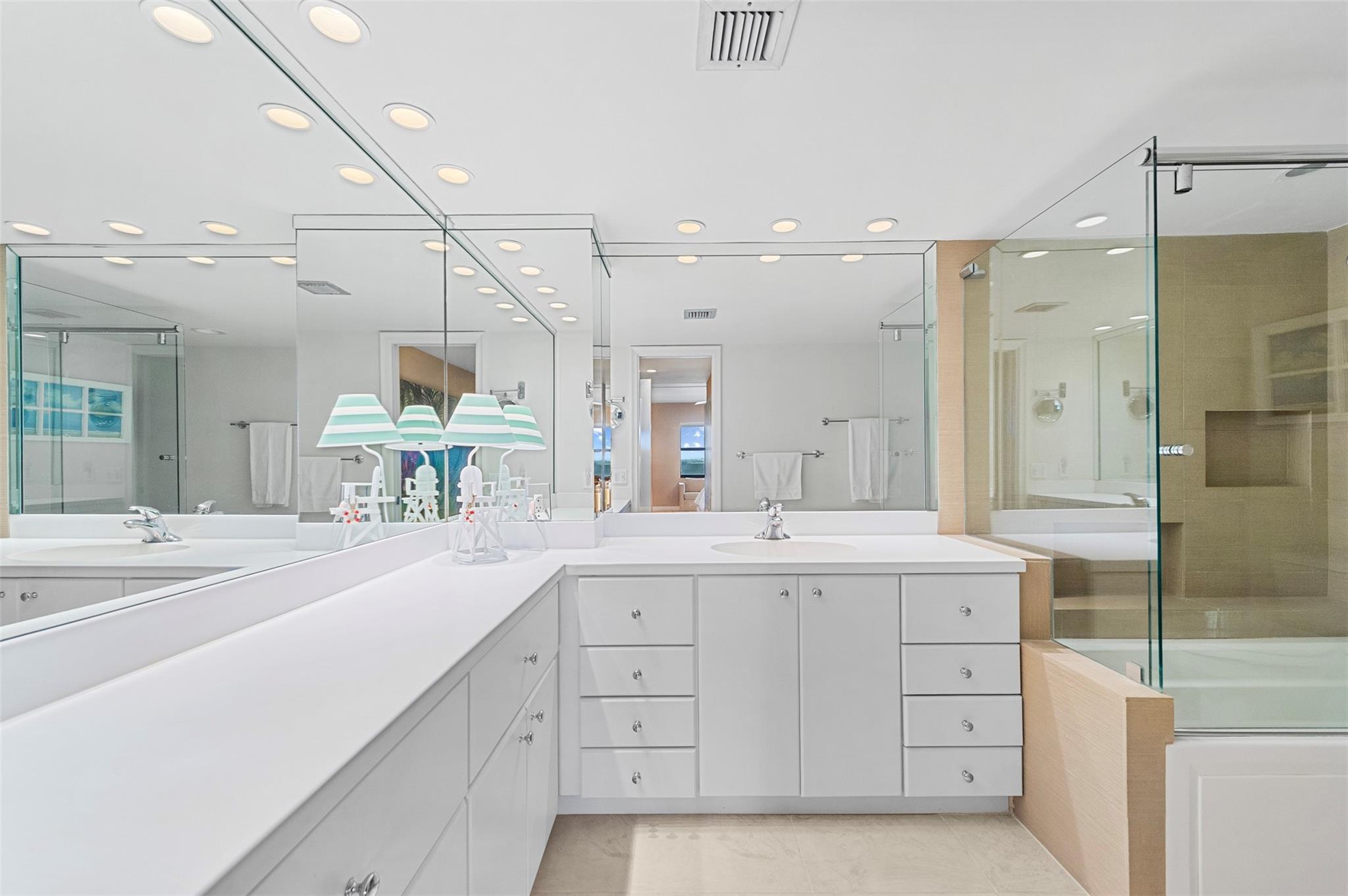 The Shore Club - Residential