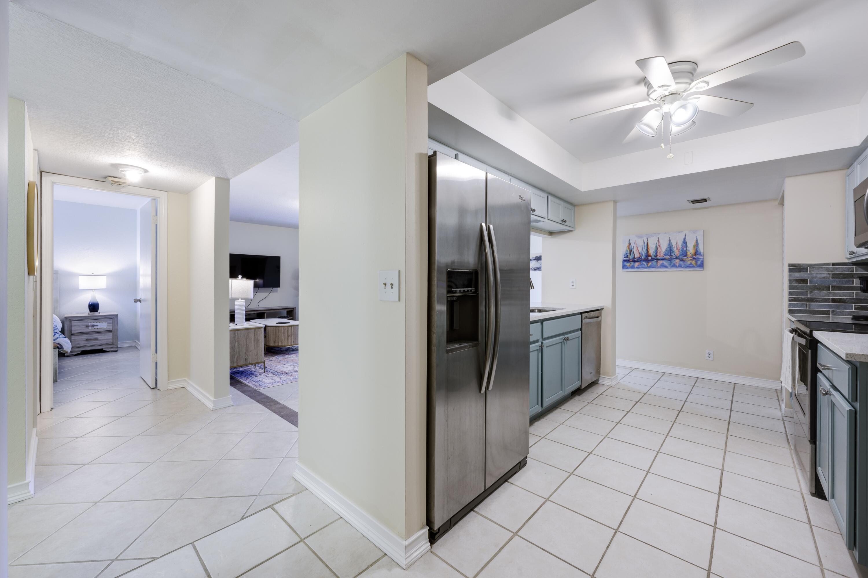 LAVERS RESORT & RACQUET CLUB - Residential Lease