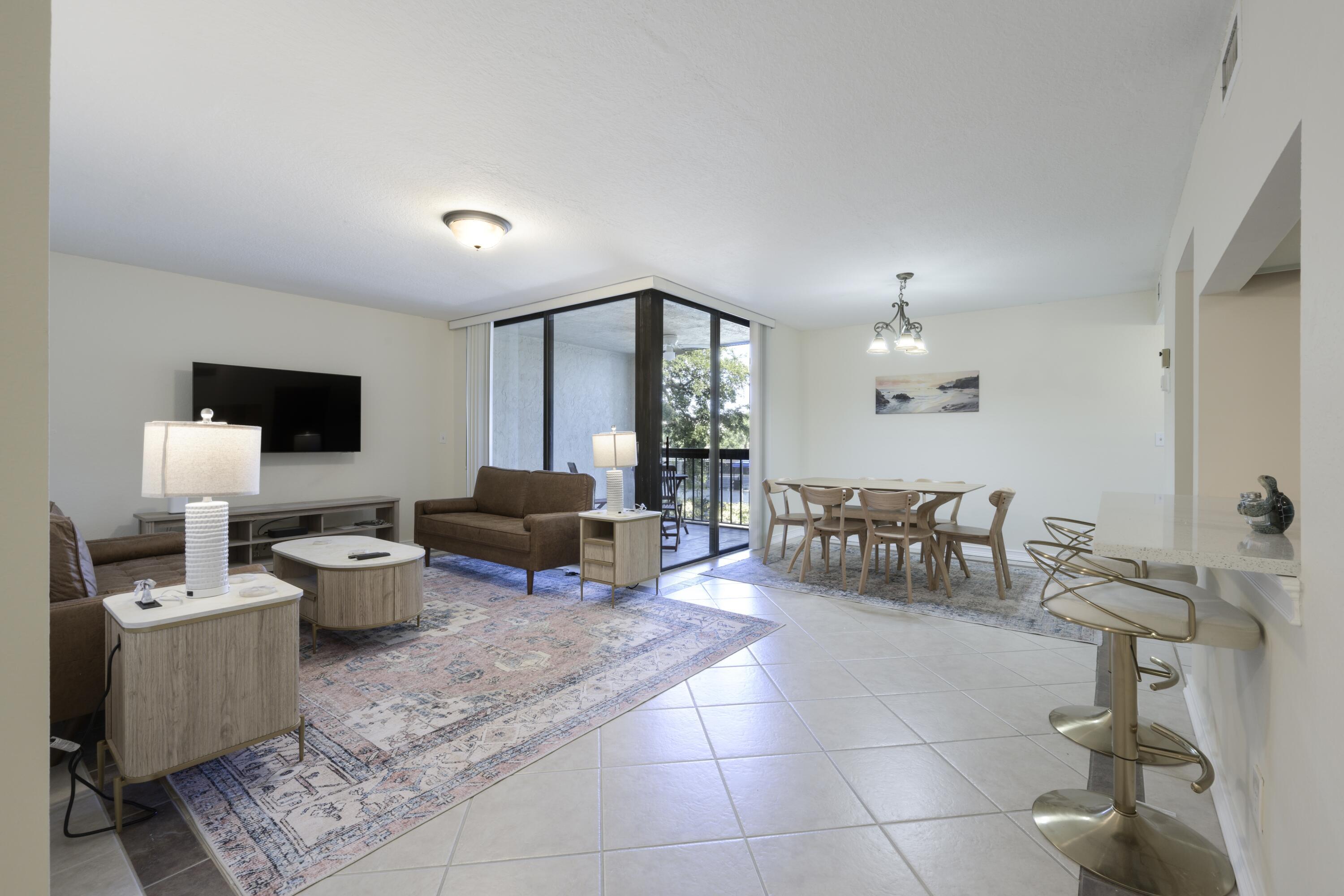 LAVERS RESORT & RACQUET CLUB - Residential Lease