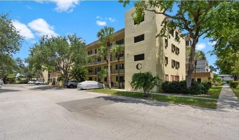 Tiny photo for 367 S FEDERAL Highway #C321, Deerfield Beach, FL 33441 (MLS # B26087822)