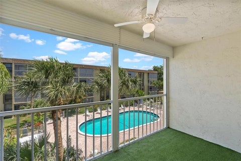 Photo of 367 S FEDERAL Highway #C321, Deerfield Beach, FL 33441 (MLS # B26087822)
