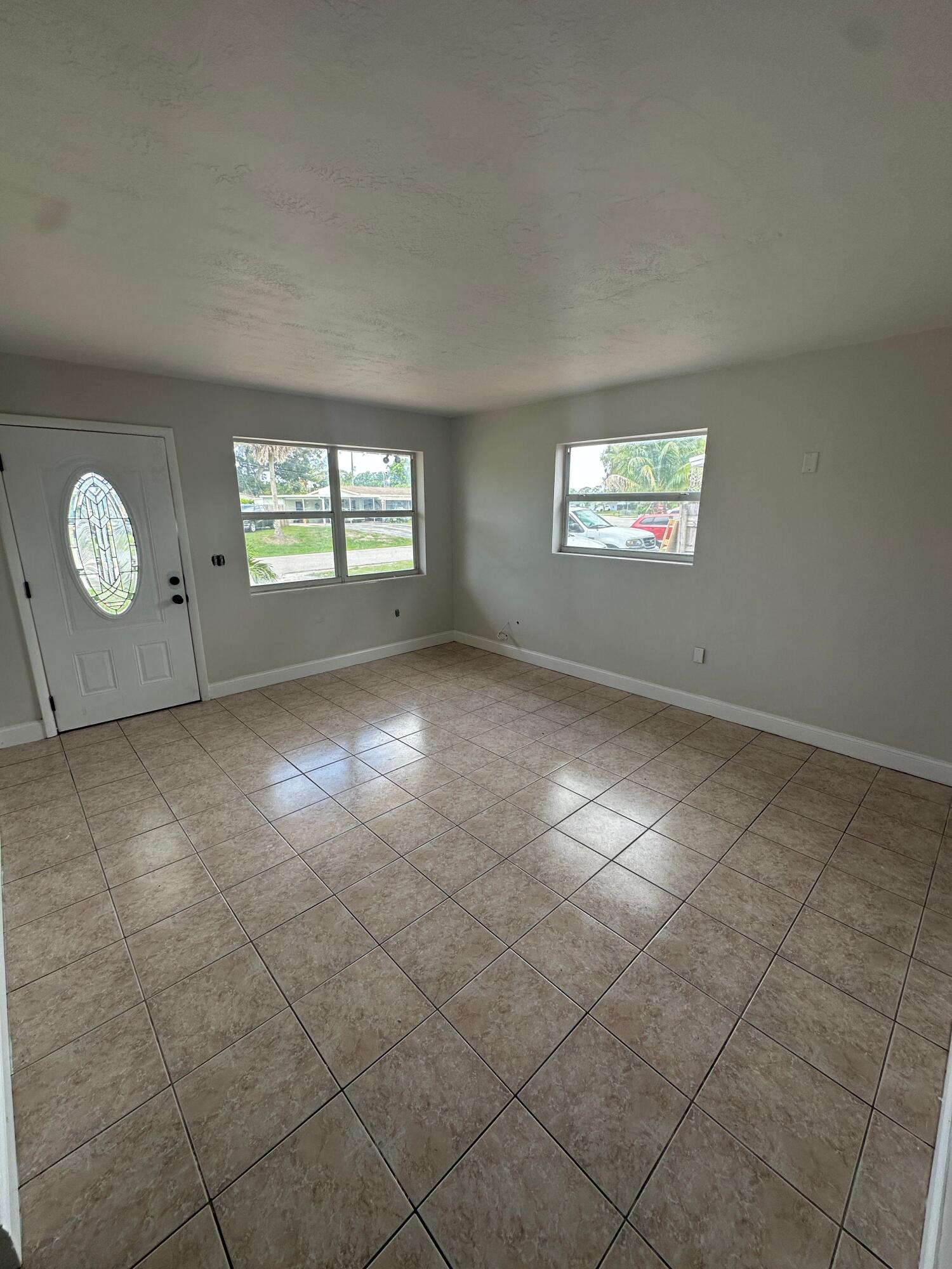 LAKE BELVEDERE ESTATES 3RD ADD - Residential Lease