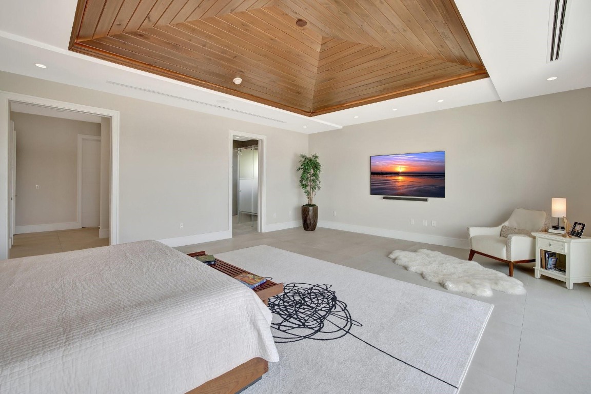 BEACH WAY HEIGHTS UNIT - Residential