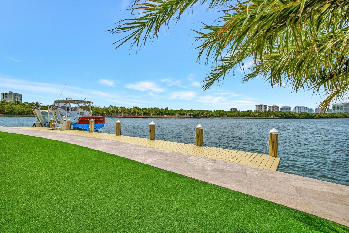 BEACH WAY HEIGHTS UNIT - Residential