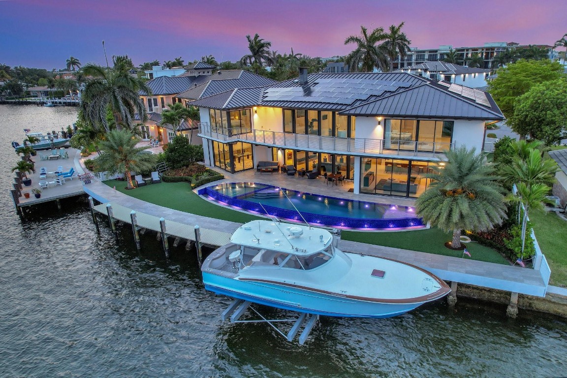 BEACH WAY HEIGHTS UNIT - Residential