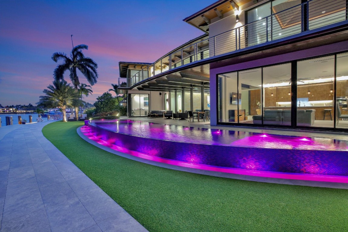 BEACH WAY HEIGHTS UNIT - Residential