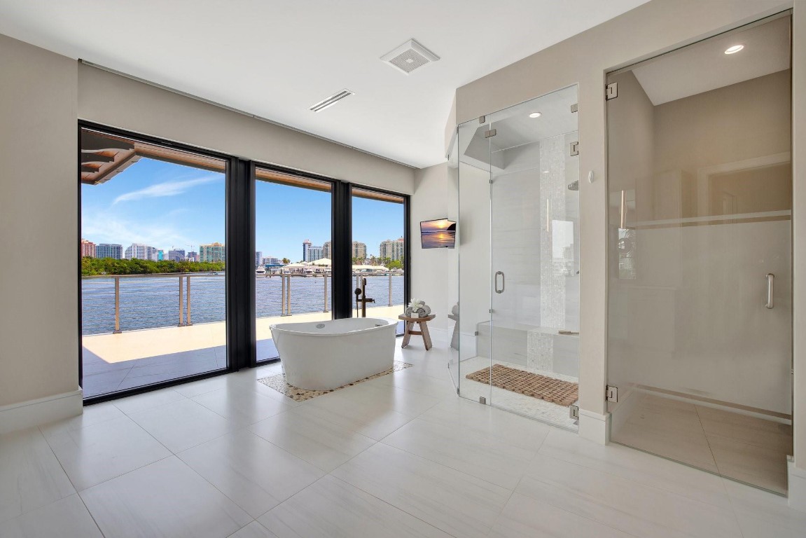 BEACH WAY HEIGHTS UNIT - Residential