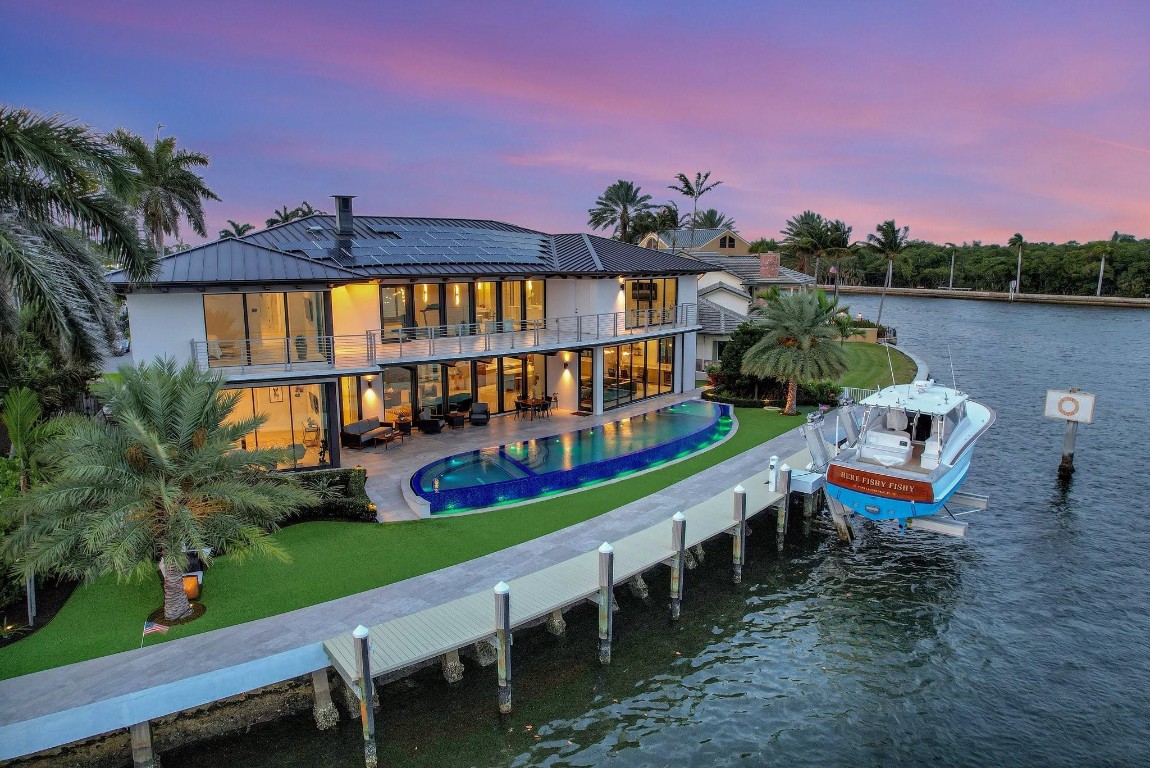 BEACH WAY HEIGHTS UNIT - Residential