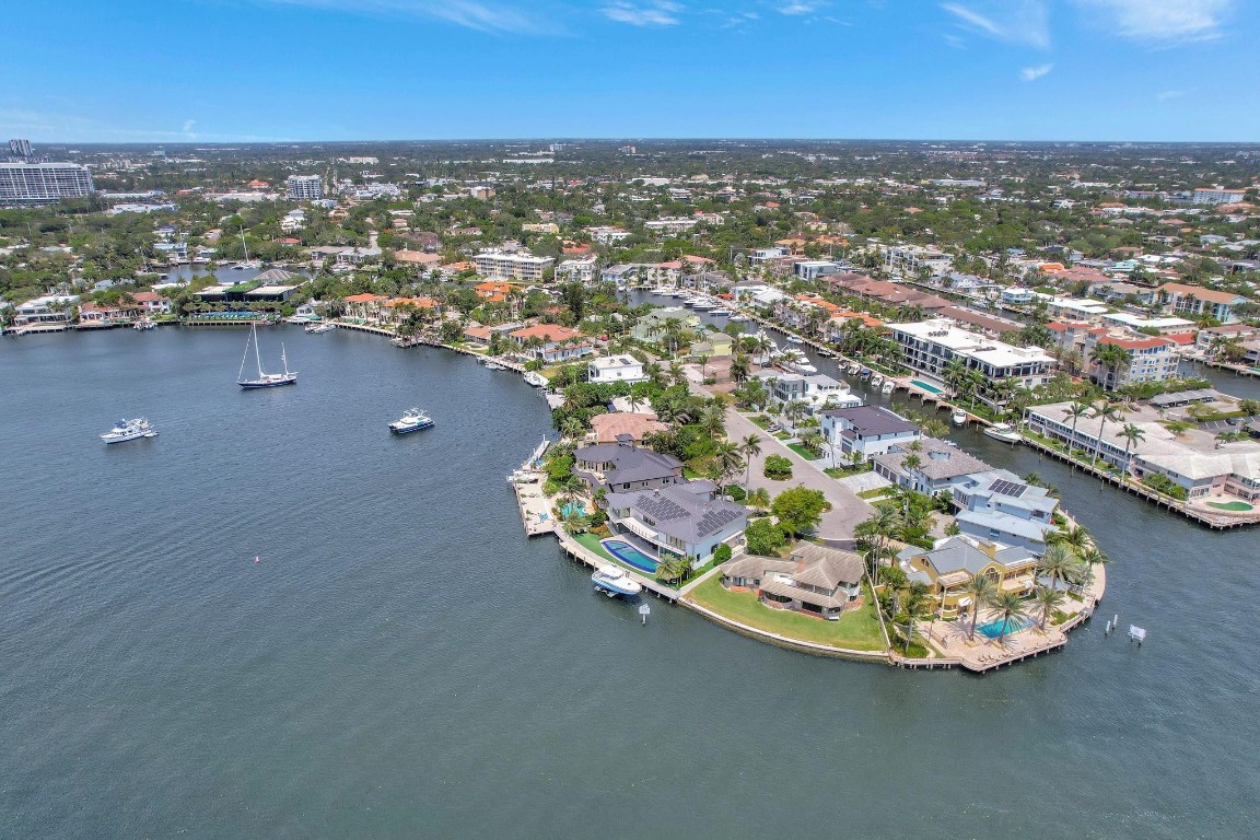 BEACH WAY HEIGHTS UNIT - Residential