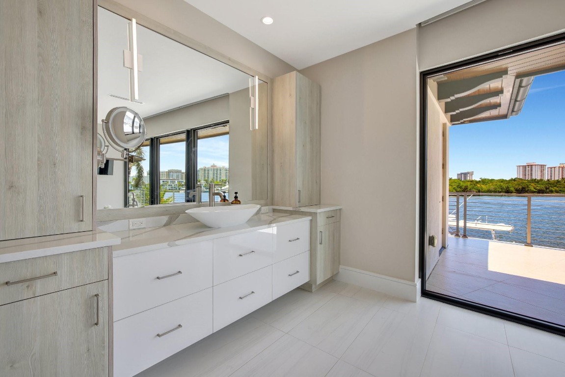 BEACH WAY HEIGHTS UNIT - Residential