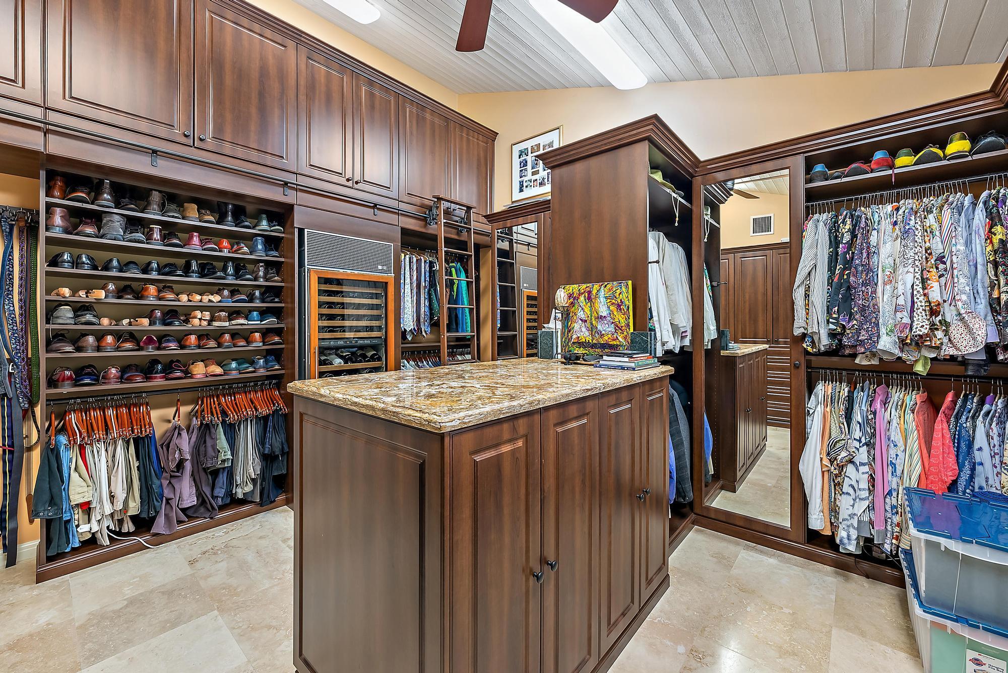 RIVER RIDGE (TEQUESTA) - Residential