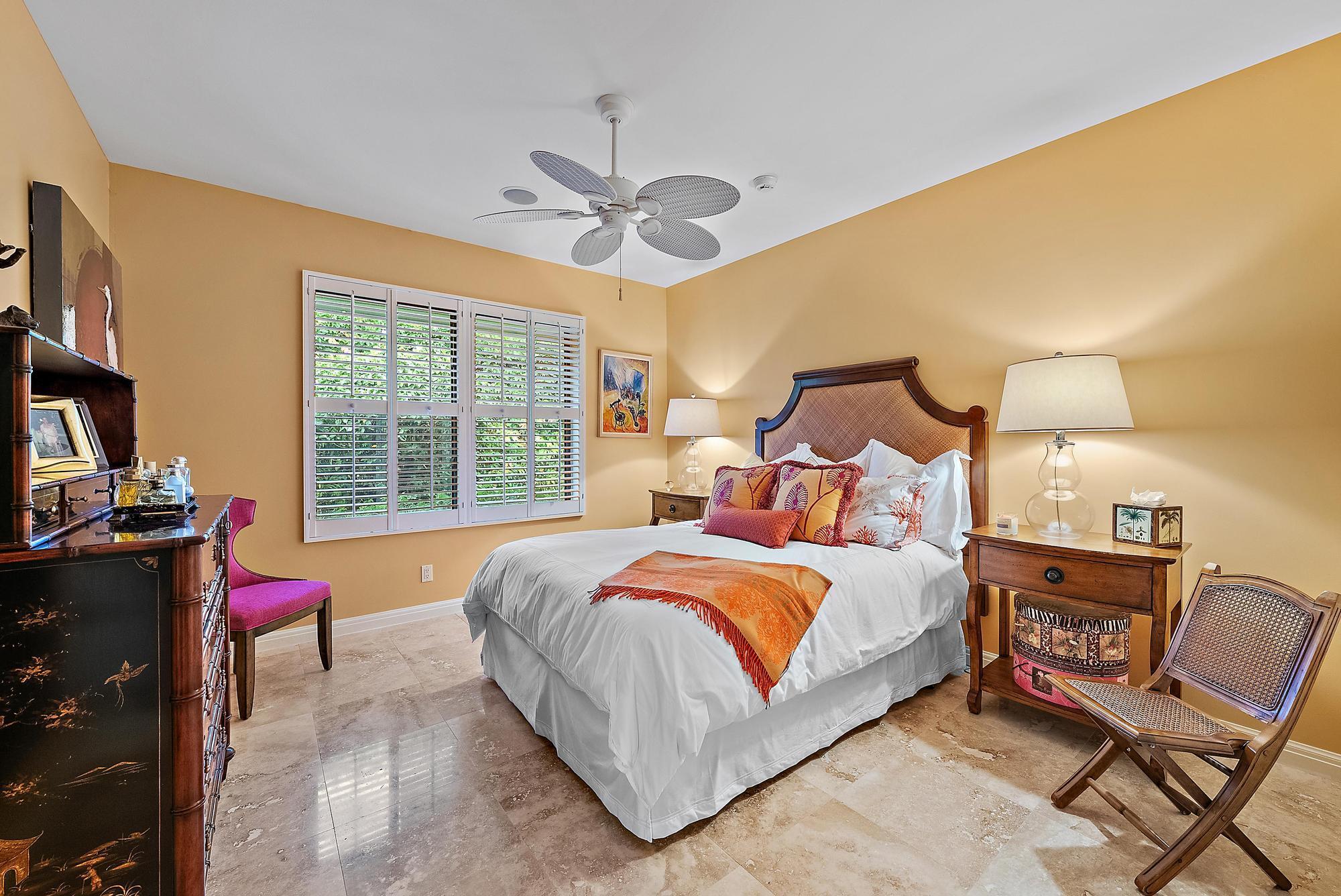 RIVER RIDGE (TEQUESTA) - Residential