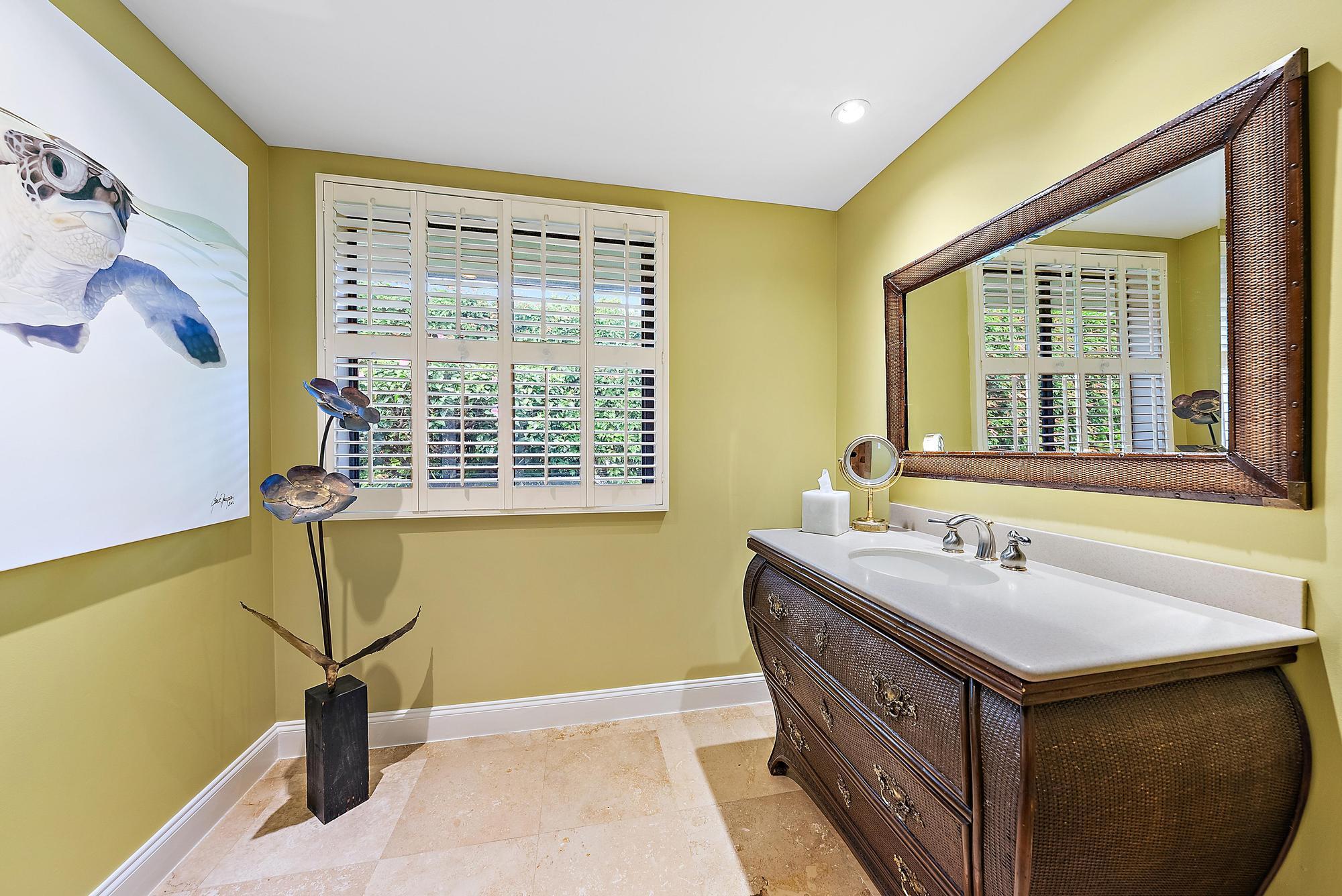 RIVER RIDGE (TEQUESTA) - Residential