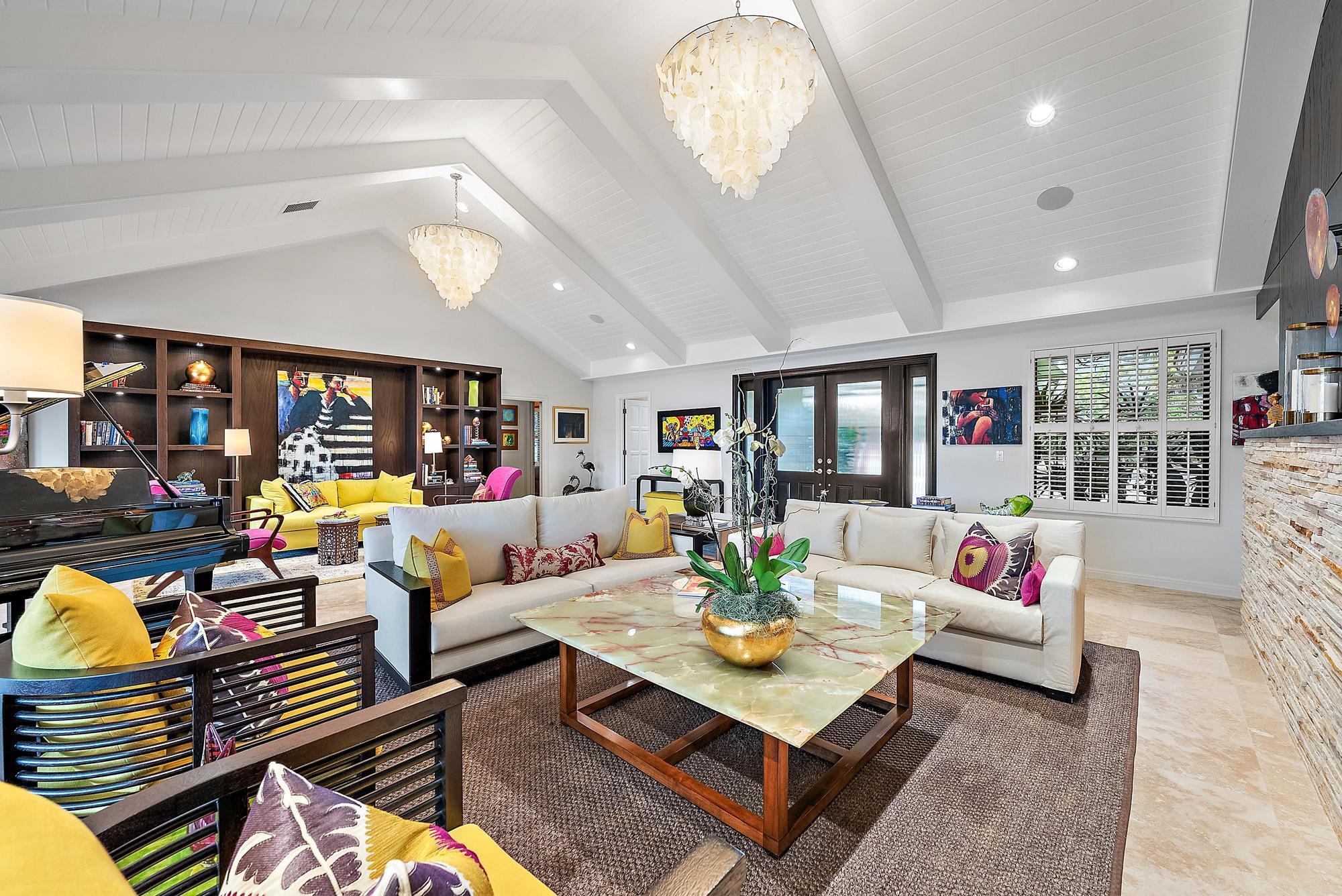 RIVER RIDGE (TEQUESTA) - Residential