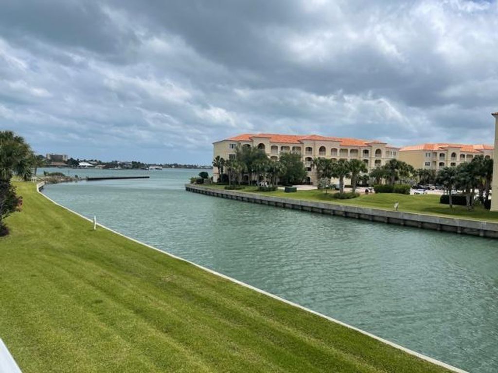 Photo of 6 Harbour Isle Drive Dr E #203, Fort Pierce, FL 34949 (MLS # R10704969)