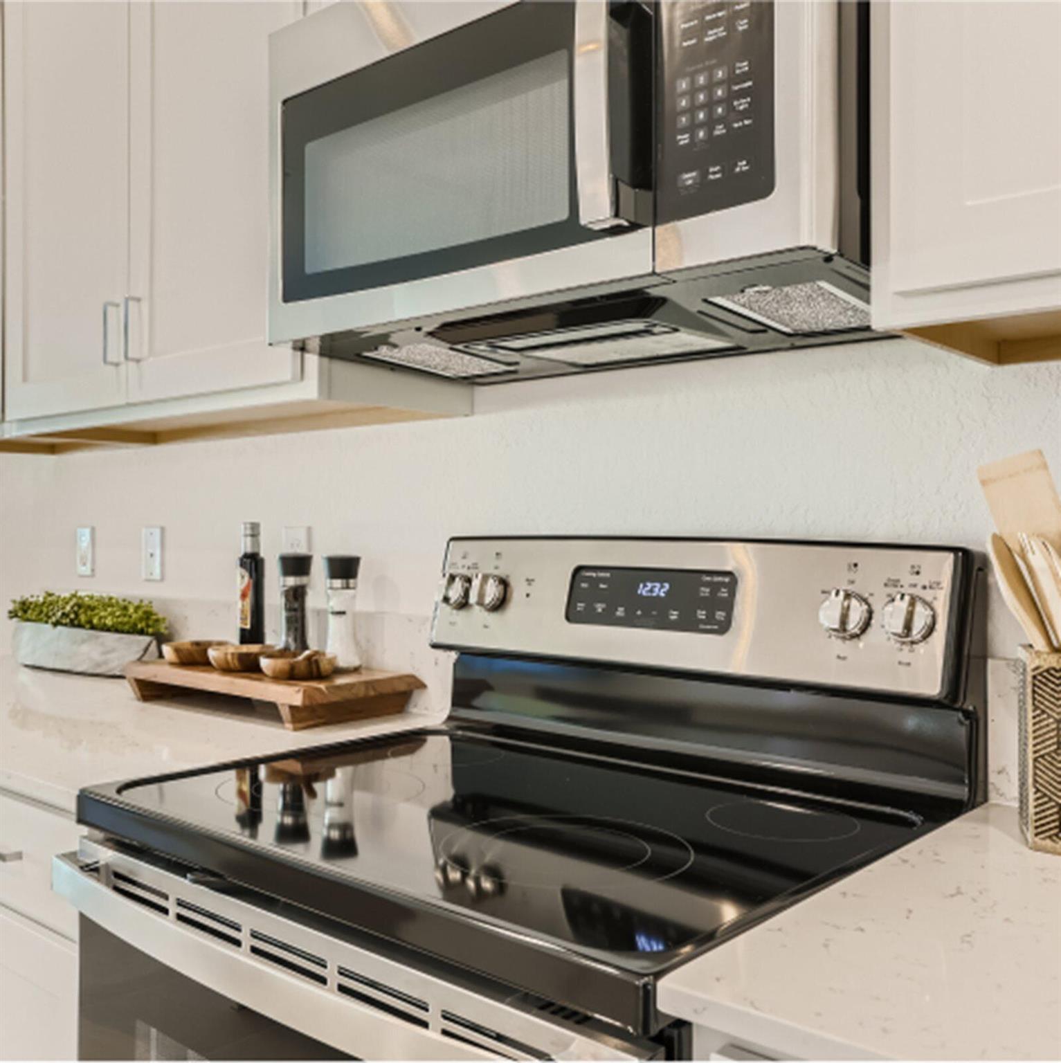 305 SE Crossoak Lane, Port St Lucie, FL, 34984/$360,180 3 305 SE Crossoak Lane