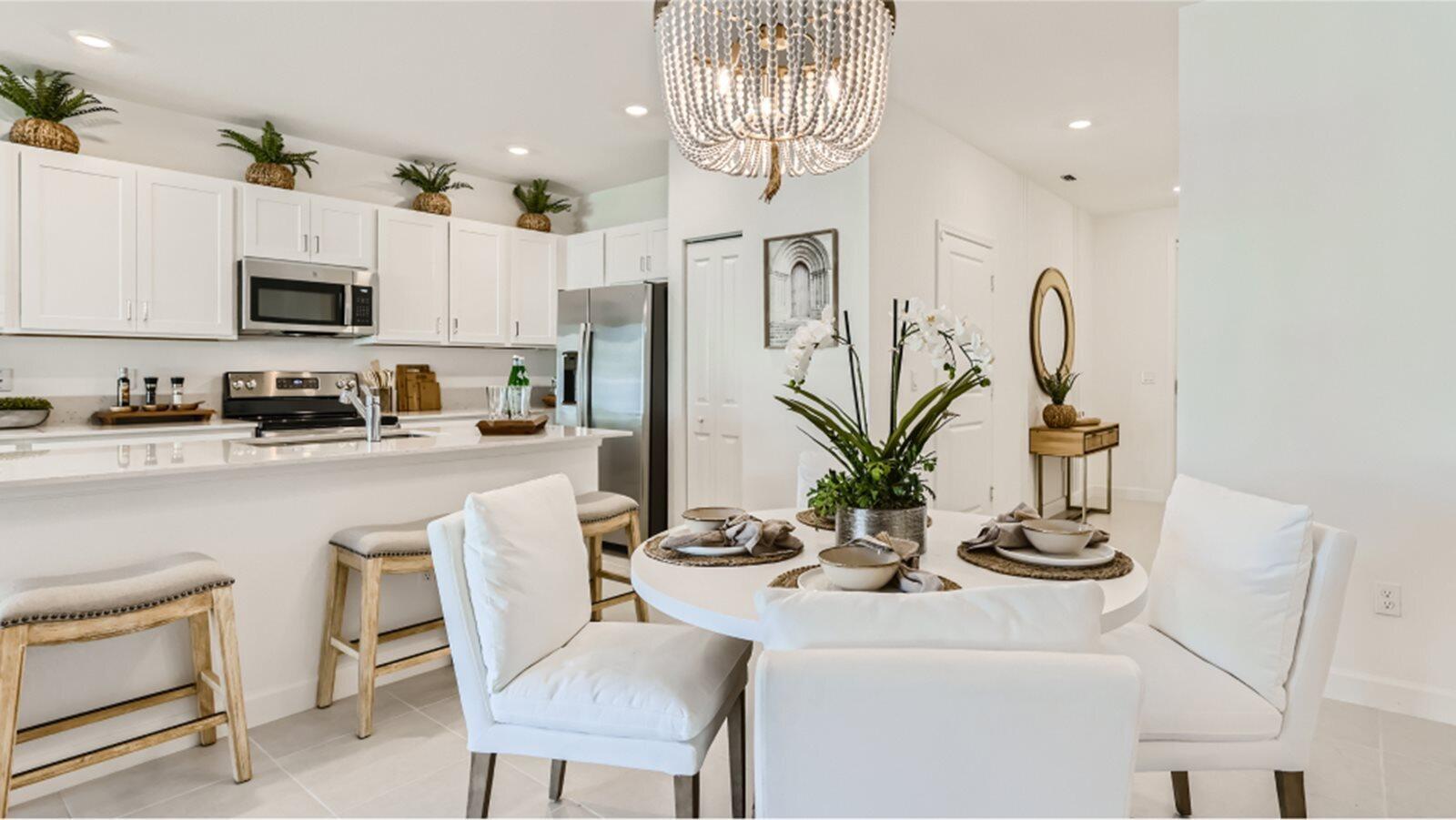305 SE Crossoak Lane, Port St Lucie, FL, 34984/$360,180 4 305 SE Crossoak Lane