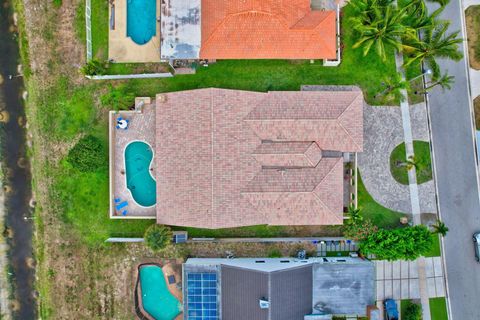 Single Family Residence in Boca Raton FL 5828 Wind Drift Lane Ln 22.jpg