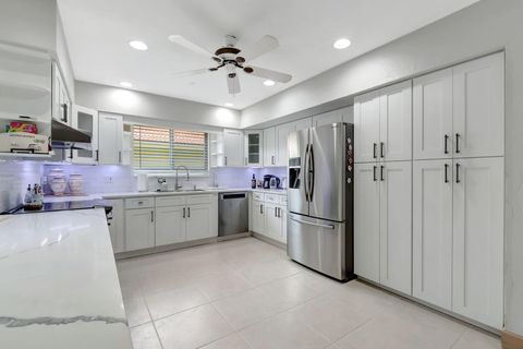 Single Family Residence in Boca Raton FL 5828 Wind Drift Lane Ln 9.jpg