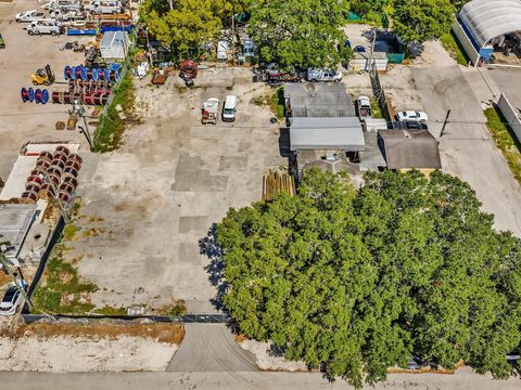 4901 SW 51st St Davie FL 33314
