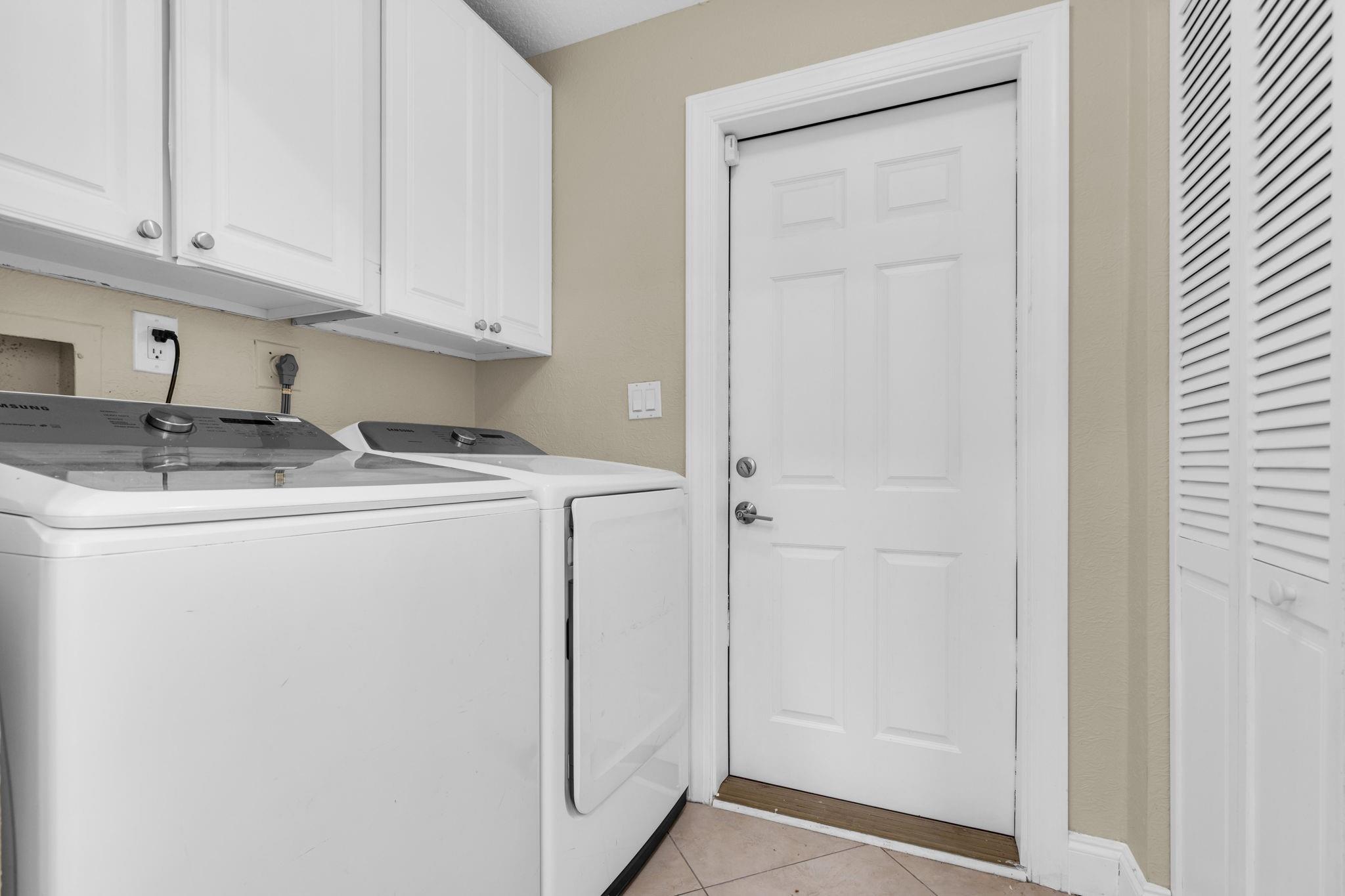 PINE GLEN - Residential