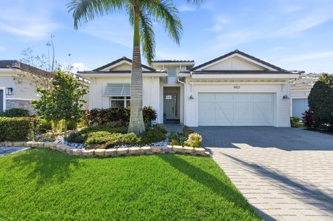 Photo of 9921 Regency Way, Palm Beach Gardens, FL 33412 (MLS # R11165644)