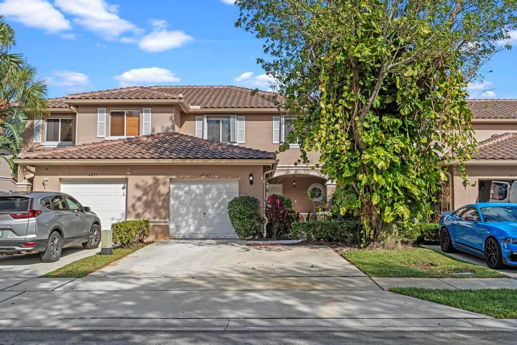 Looking for a cozy and comfortable home with stunning lakefront views? Look no further! This 3 bedroom, 2.5 bathroom townhouse is move-in ready and waiting for you. The kitchen was remodeled in 2018 with premium upgrades including stainless steel appliances, a washer & dryer, and freshly cleaned/sealed tile & life proof carpet throughout. You'll love the custom closets that provide lots of space, in addition to the storage closet on the fully tiled screened-in porch. The air handler and water heater were both updated in 2017, ensuring that you'll have reliable hot water and comfortable temperatures all year round. Plus, with access to a community clubhouse and pool just footsteps away from your front door, you can enjoy a vacation-style lifestyle without ever leaving home.