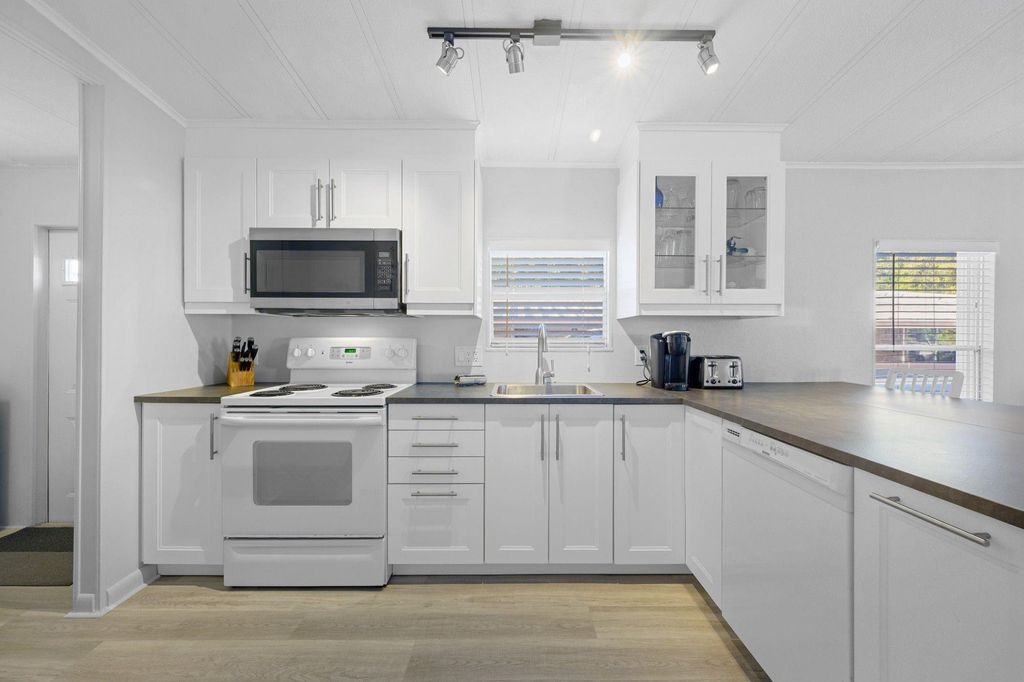 Photo of 5311 SW 29th Avenue, Fort Lauderdale, FL 33312 (MLS # F10551559)