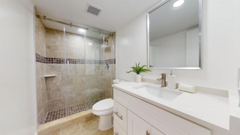 Condominium in Lake Worth FL 4539 Luxemburg Court Ct 10.jpg