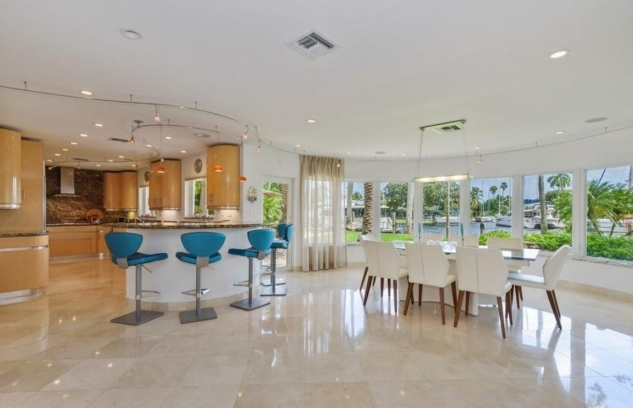 SHADY BANKS ON NEW RIVER - Residential