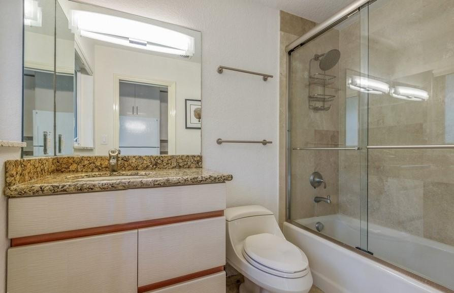 SHADY BANKS ON NEW RIVER - Residential