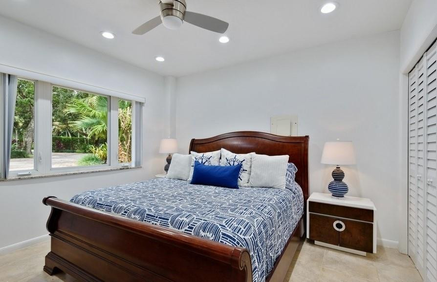 SHADY BANKS ON NEW RIVER - Residential