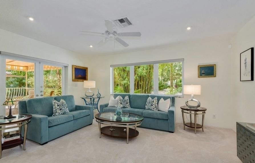 SHADY BANKS ON NEW RIVER - Residential