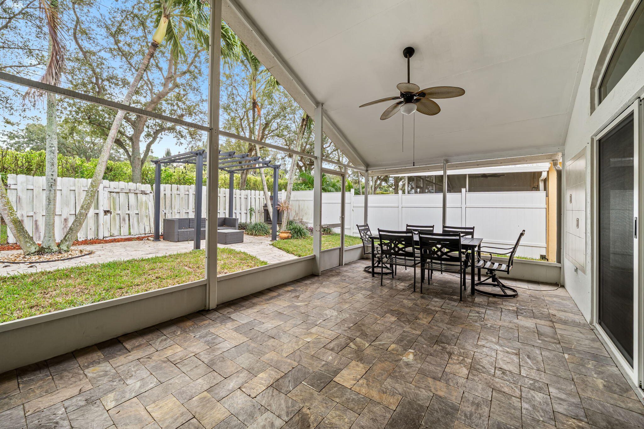 WINSTON TRAILS - The Greens - Residential