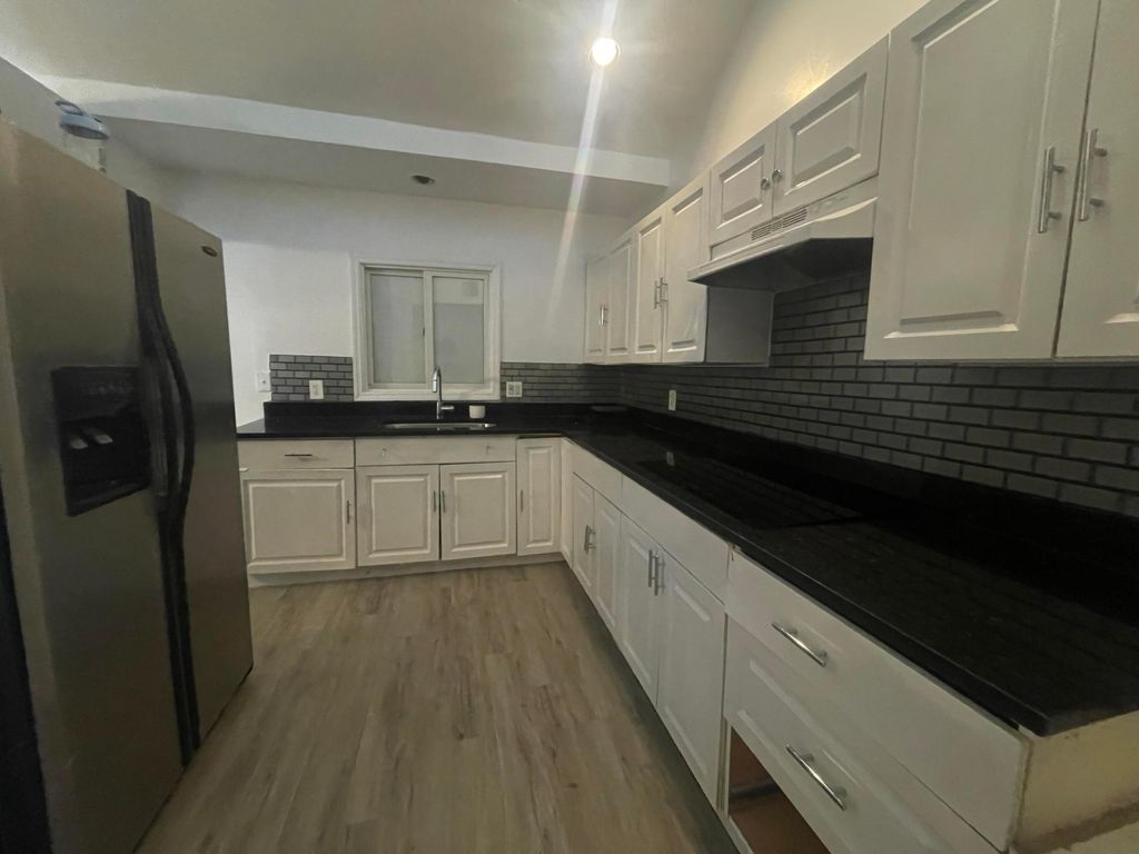 Photo of 3606 Avenue G, Fort Pierce, FL 34947 (MLS # F10544884)