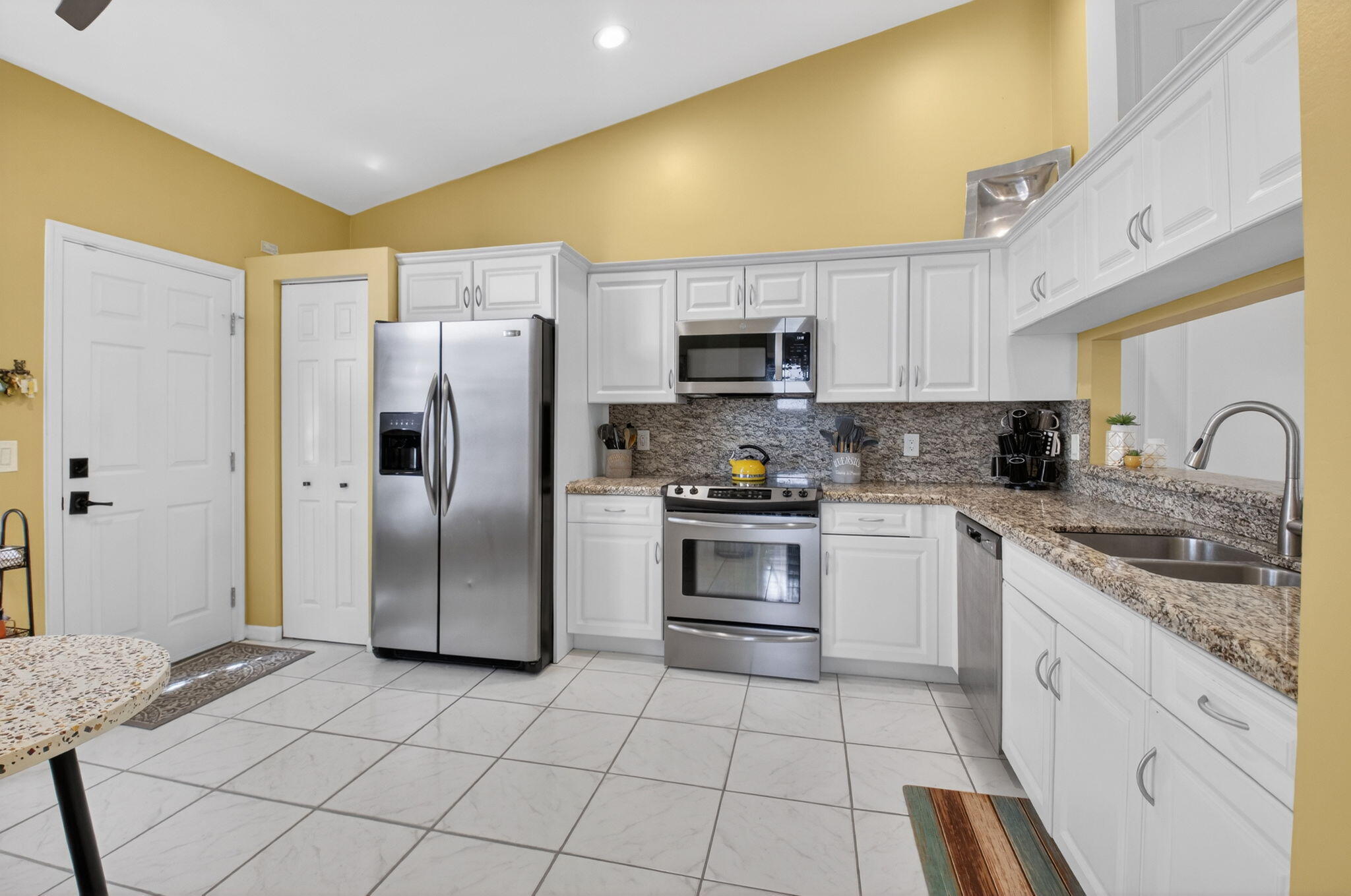 LEXINGTON CLUB COMMUNITY ASSOCIATION - Residential