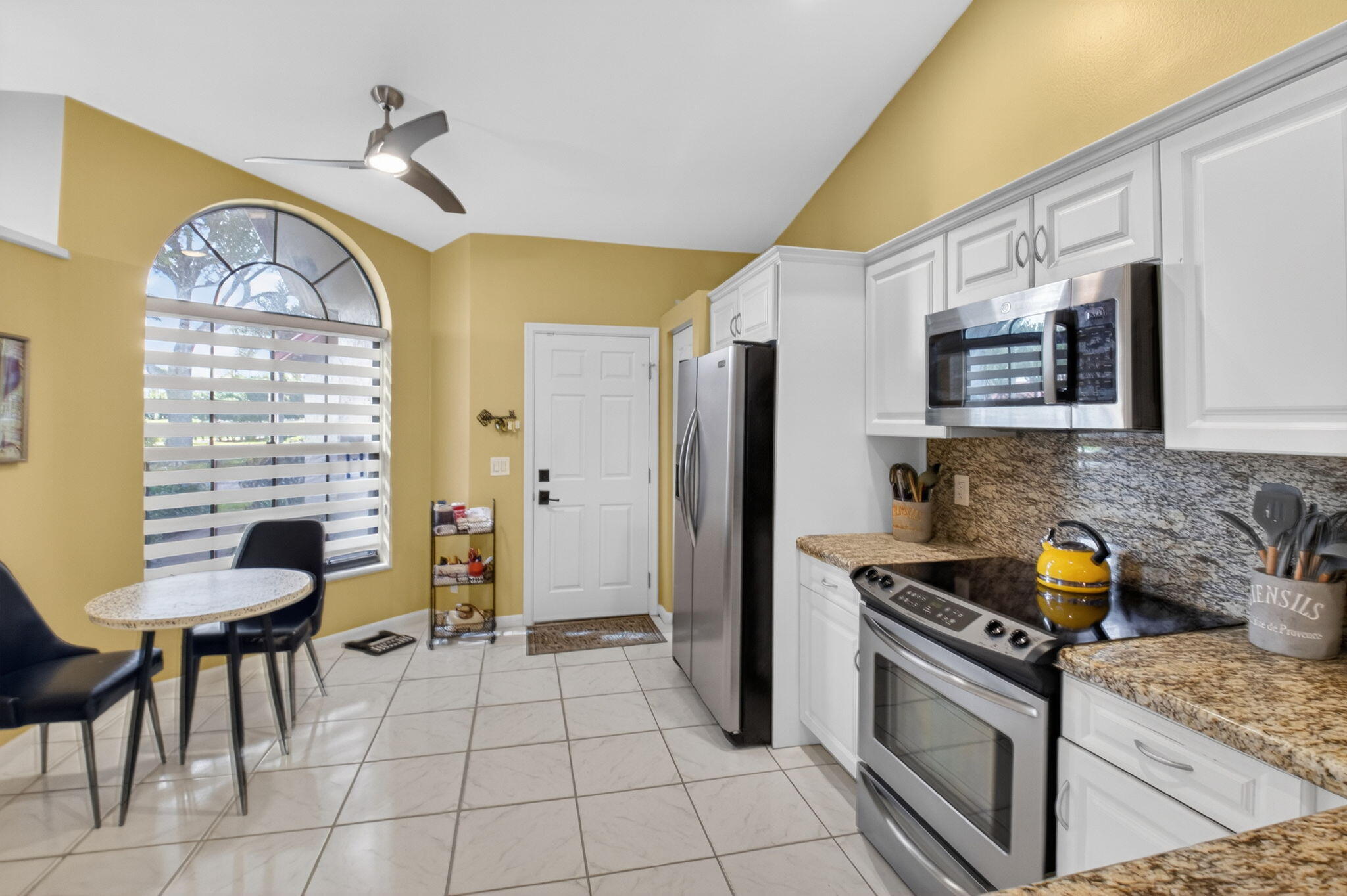 LEXINGTON CLUB COMMUNITY ASSOCIATION - Residential