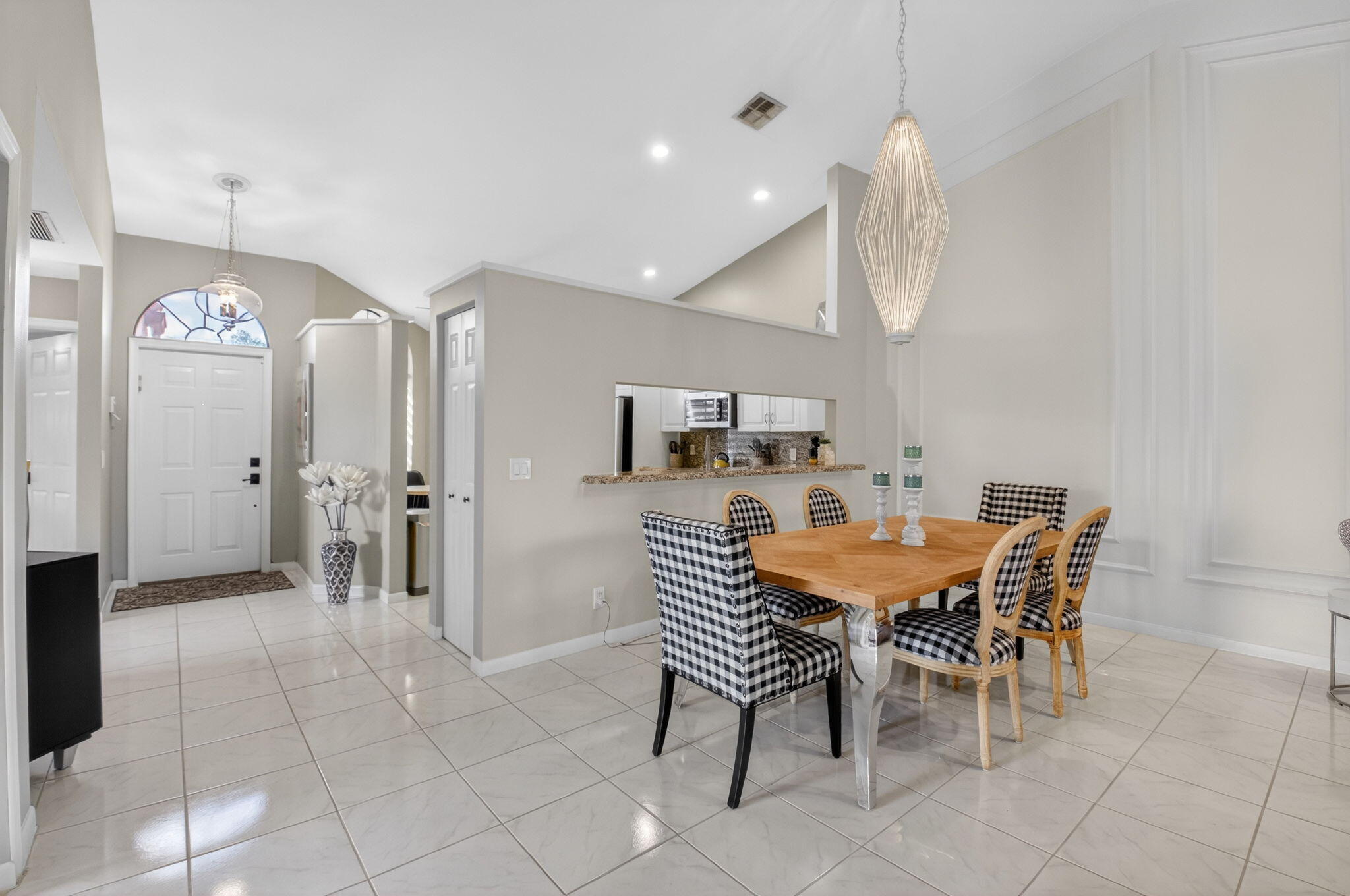 LEXINGTON CLUB COMMUNITY ASSOCIATION - Residential