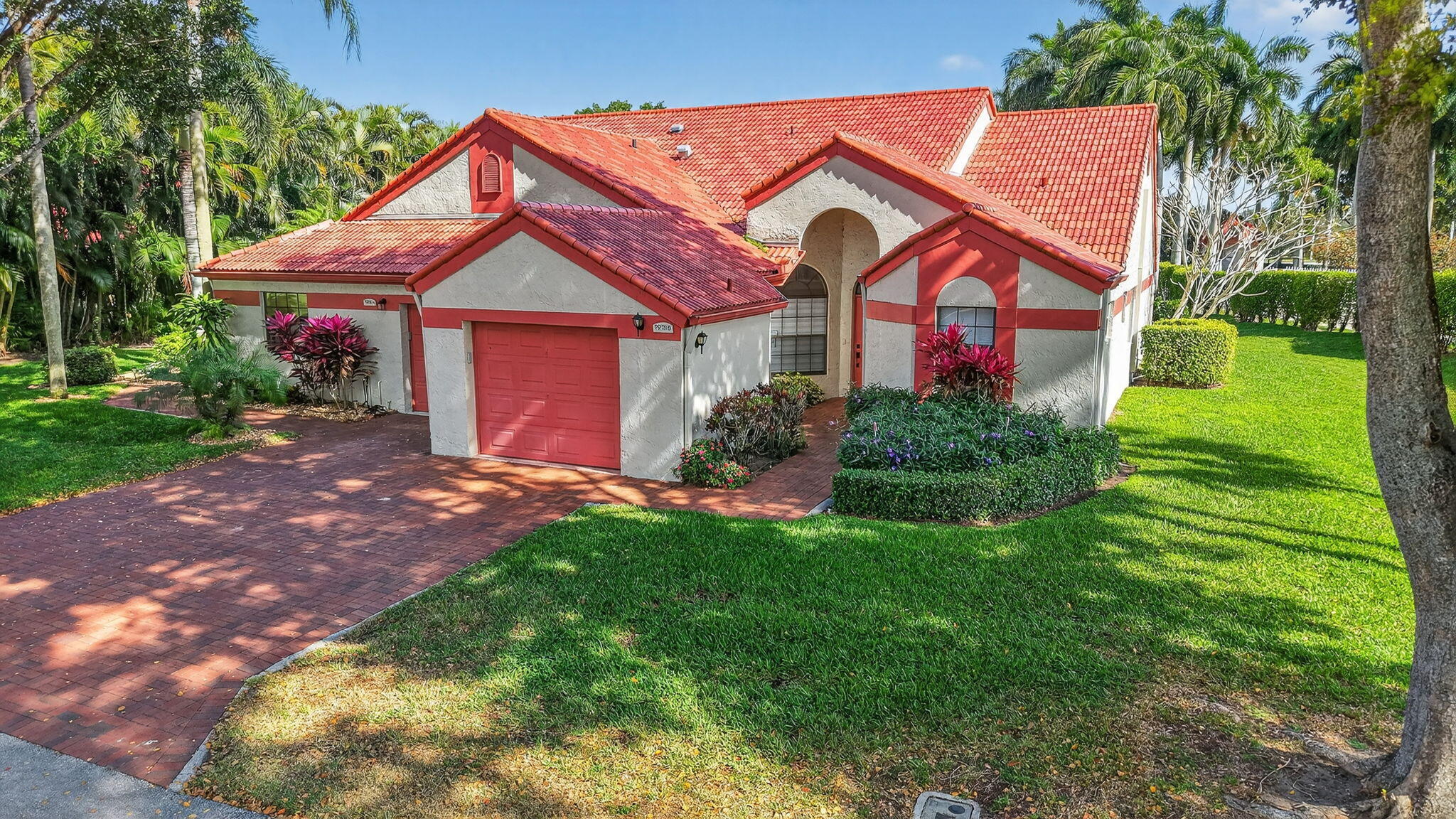 LEXINGTON CLUB COMMUNITY ASSOCIATION - Residential