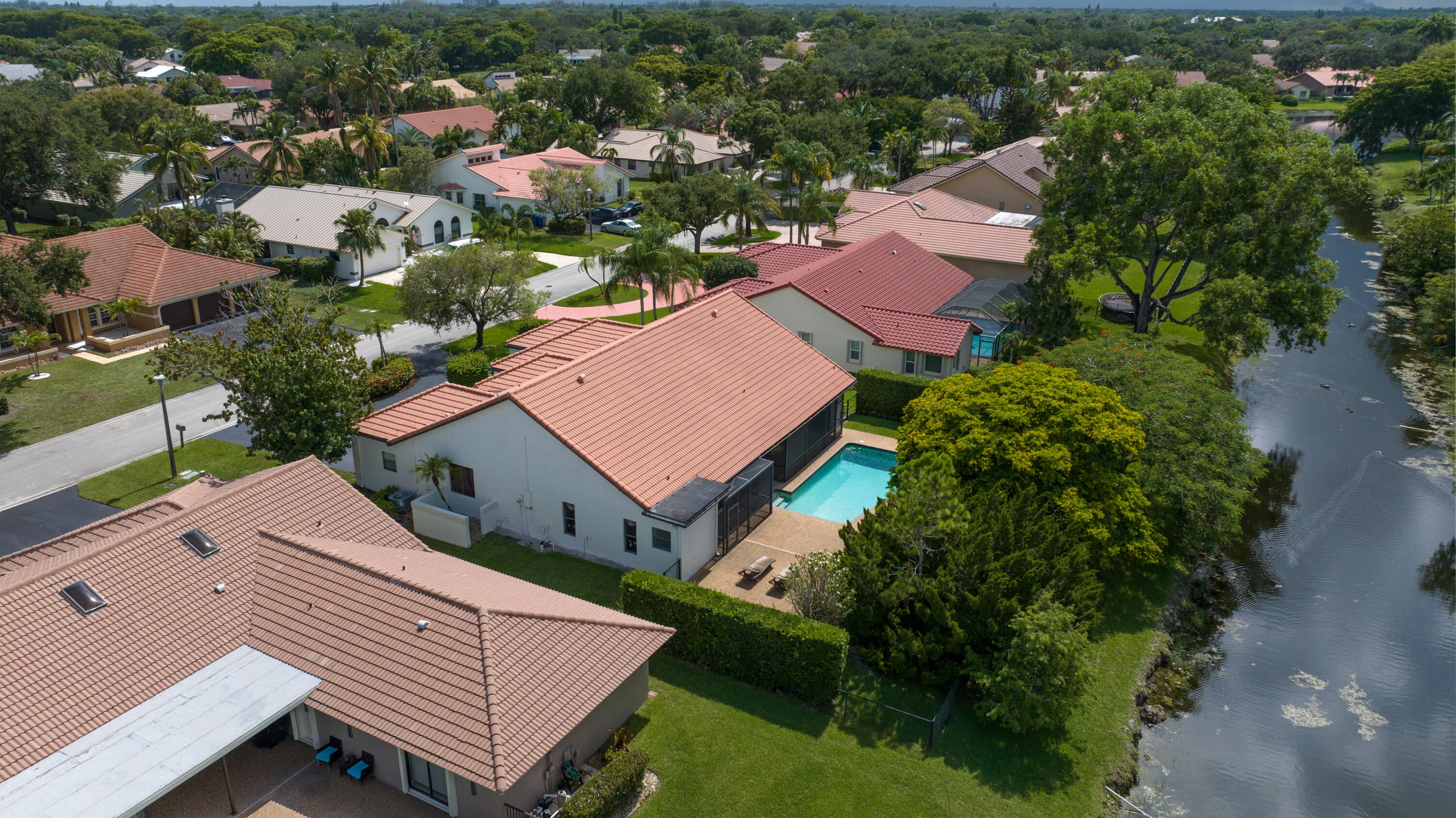 8571 NW 53RD Court