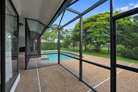 Tiny photo for 8571 NW 53RD Court, Coral Springs, FL 33067 (MLS # B26056339)