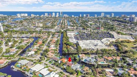 Photo of 1080 SE 9TH Avenue, Pompano Beach, FL 33060 (MLS # B26053690)