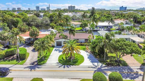 Tiny photo for 1080 SE 9TH Avenue, Pompano Beach, FL 33060 (MLS # B26053690)