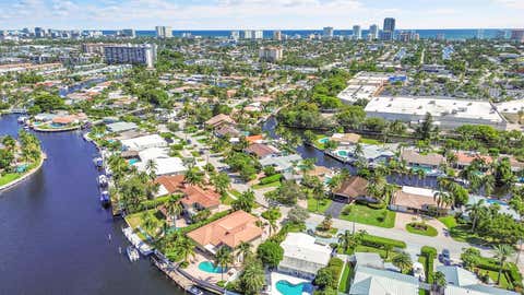 Tiny photo for 1080 SE 9TH Avenue, Pompano Beach, FL 33060 (MLS # B26053690)