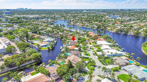 Tiny photo for 1080 SE 9TH Avenue, Pompano Beach, FL 33060 (MLS # B26053690)
