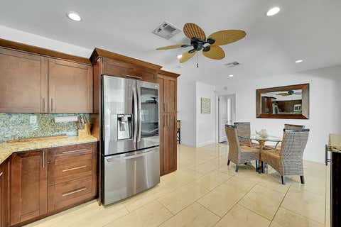 Tiny photo for 1080 SE 9TH Avenue, Pompano Beach, FL 33060 (MLS # B26053690)