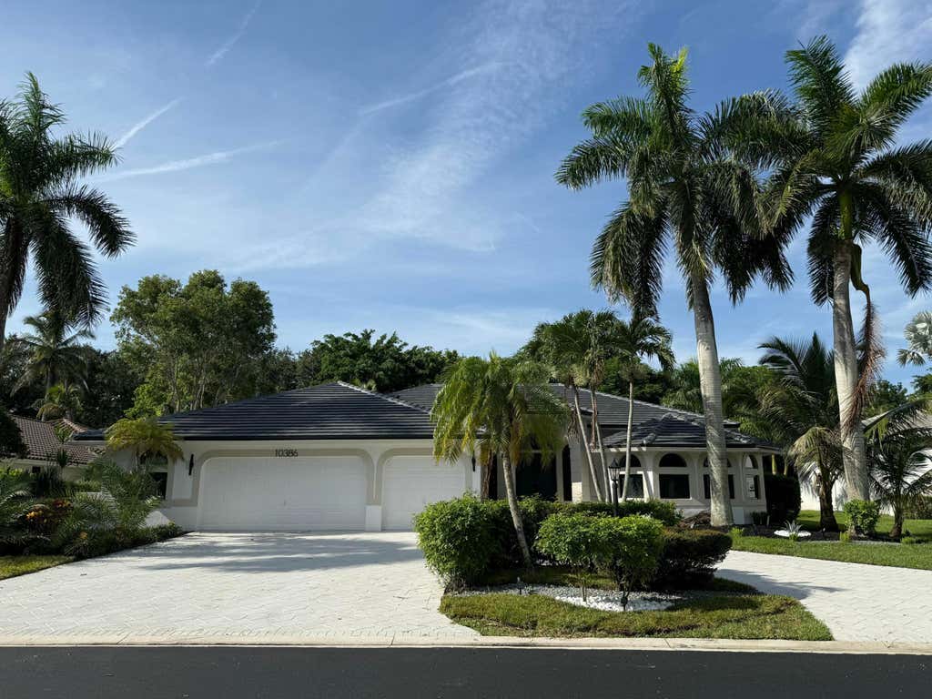 Photo of 10386 NW 62ND Drive, Parkland, FL 33076 (MLS # B26058309)